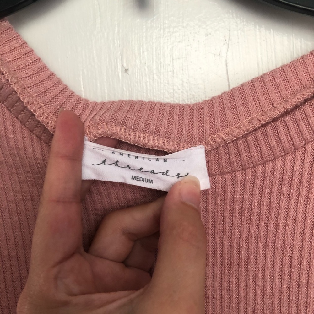 Pink lettuce edge trim top